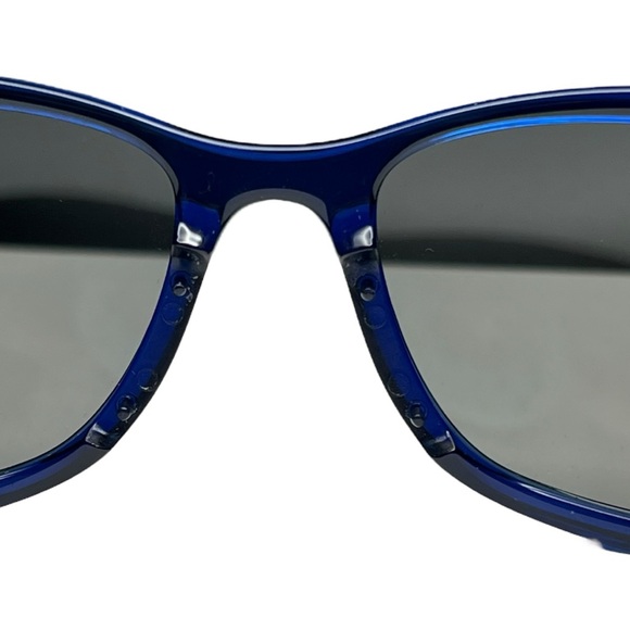 Nike Breeze CT8031 410 Sunglasses 57-18-130 - Picture 6 of 8